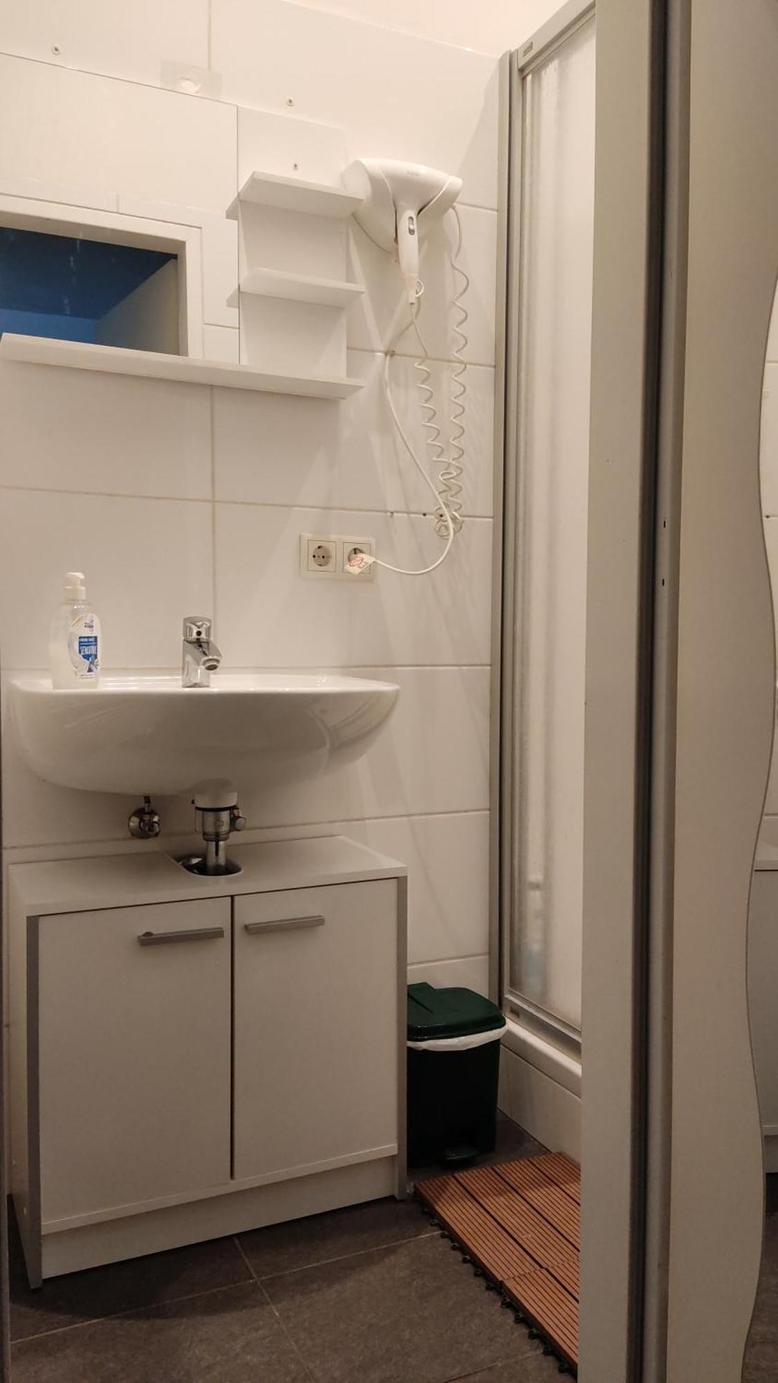 Abai Apartments 1150 Only Www-On-Line-Check-In & Selfservice Vienna Room photo